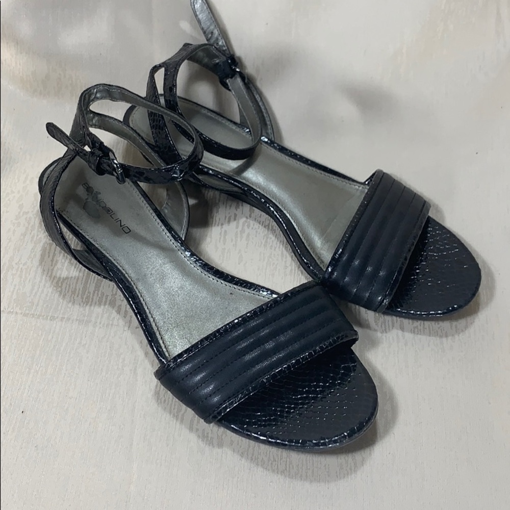Bandolino Adecyn Black Ankle Strap Low Wedge Sandals - Size 8.5